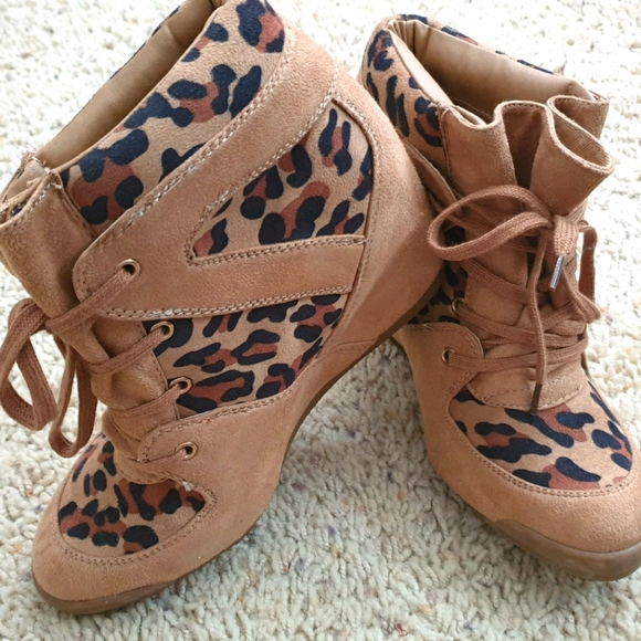 Wedge sneakers - Picture 1 of 3